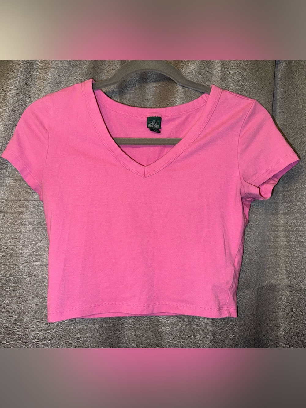 wild fable Pink V-Neck Cropped Tee